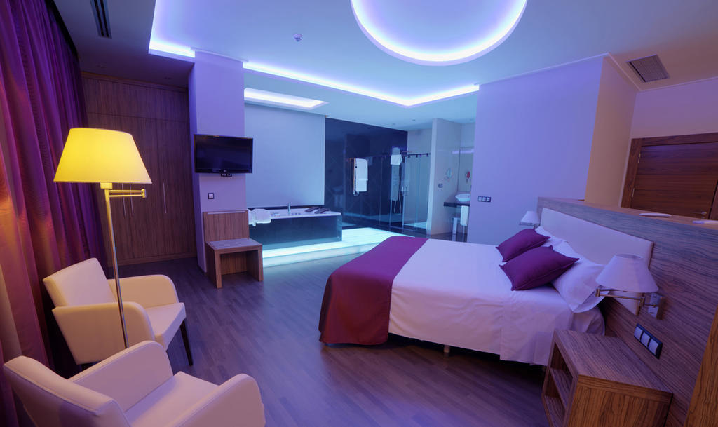 טורבייחה Dna Monse Hotel Spa & Golf מראה חיצוני תמונה